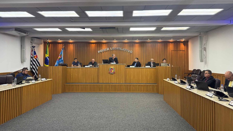 Após vistoria técnica, Câmara retoma sessões presenciais no plenário