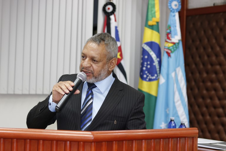 Timba discursa em tribuna sobre o Plano Municipal de Saneamento Básico de Assis Timba discursa em tribuna sobre o Plano Municipal de Saneamento Básico de Assis