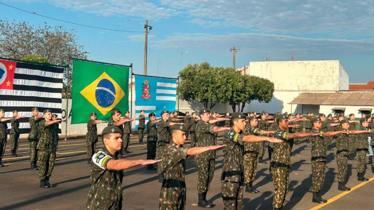 Tiro de Guerra celebra o Dia do Soldado com homenagens em Assis Tiro de Guerra celebra o Dia do Soldado com homenagens em Assis
