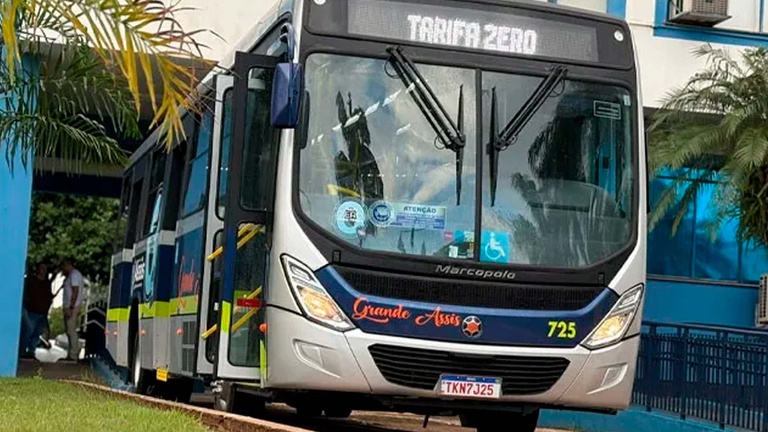 Câmara solicita ampliação da frota de ônibus nos horários de pico em Assis Câmara solicita ampliação da frota de ônibus nos horários de pico em Assis