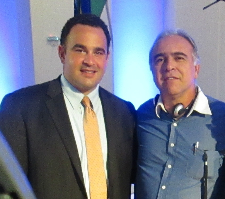 Valmir Dionízio participa de Palestra sobre o "Impacto da legalização das drogas" em São Paulo Valmir Dionízio participa de Palestra sobre o "Impacto da legalização das drogas" em São Paulo