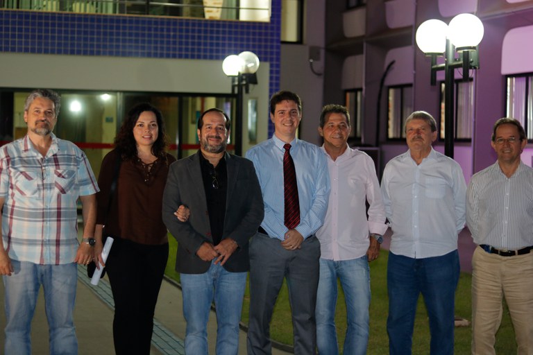 Vereador Alexandre Cachorrão homenageia os Corretores de Seguros Vereador Alexandre Cachorrão homenageia os Corretores de Seguros