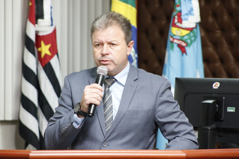 Vereador Célio Diniz solicita criação de Carteira de Identificação de Pessoas Portadoras de Diabetes Vereador Célio Diniz solicita criação de Carteira de Identificação de Pessoas Portadoras de Diabetes