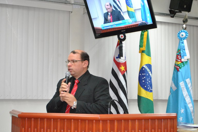 Vereador Cristiano Santili propõe uso de “Energia Solar” no município Vereador Cristiano Santili propõe uso de “Energia Solar” no município