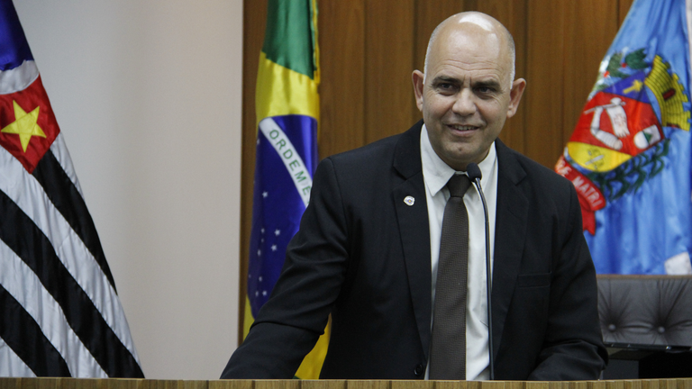 Subtenente PM Móvio e o Cabo PM Carlos Filho, ambos, do 32º BPMI, serão congratulados no mês de Agosto, pela belíssima atuação que resultou na segurança da criança, de apenas 10 dias de vida