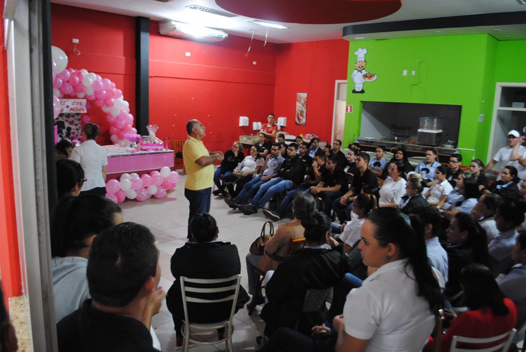Vereador instrui sobre prevenção às drogas Vereador instrui sobre prevenção às drogas