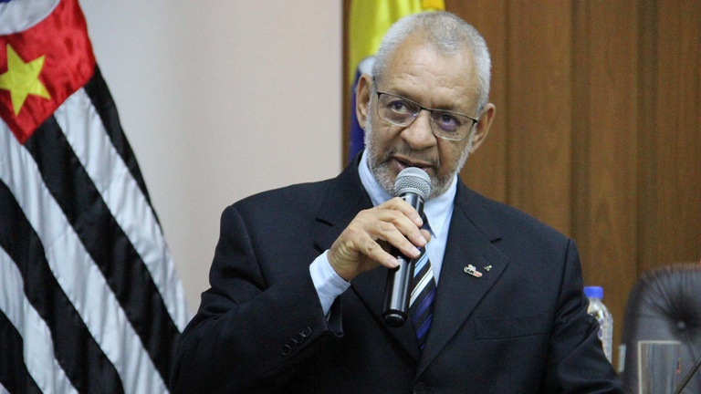Vereador João da Silva Timba (PRD) destaca problemas na UPA de Assis e cobra providências da Prefeitura Vereador João da Silva Timba (PRD) destaca problemas na UPA de Assis e cobra providências da Prefeitura