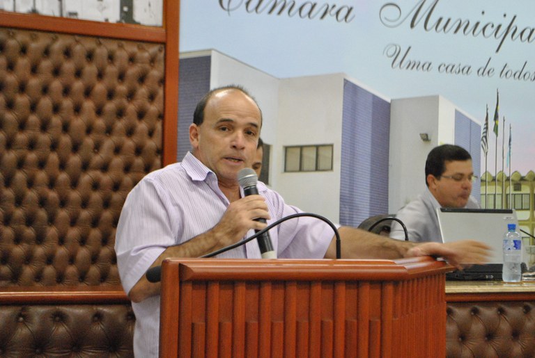 Vereador José Luiz Garcia do PT solicita apoio á candidatos de Assis Vereador José Luiz Garcia do PT solicita apoio á candidatos de Assis