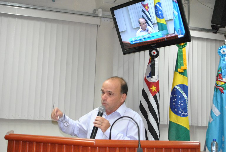 Vereador José Luiz Garcia faz reivindicações na Tribuna da Câmara Vereador José Luiz Garcia faz reivindicações na Tribuna da Câmara