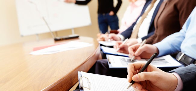 Câmara Municipal oferece capacitação aos vereadores e servidores do legislativo Câmara Municipal oferece capacitação aos vereadores e servidores do legislativo