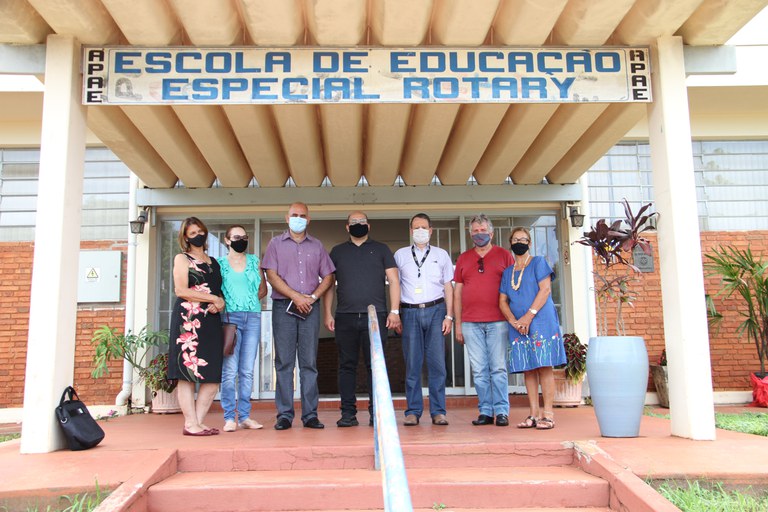 Vereadores fazem reunião com dirigentes da APAE Assis Vereadores fazem reunião com dirigentes da APAE Assis