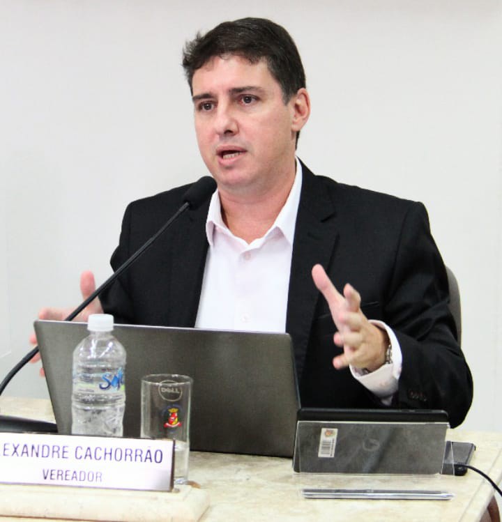 Vereadores pedem informações sobre áreas publicas destinada à expansão empresarial Vereadores pedem informações sobre áreas publicas destinada à expansão empresarial