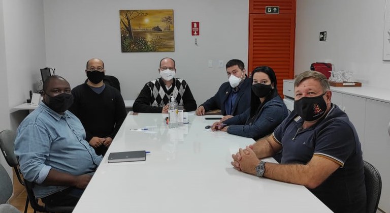 Vereadores se reúnem com Diretor Executivo da FEMA para tratar reclamações sobre a UPA Vereadores se reúnem com Diretor Executivo da FEMA para tratar reclamações sobre a UPA